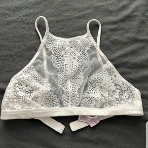 Lacy bra